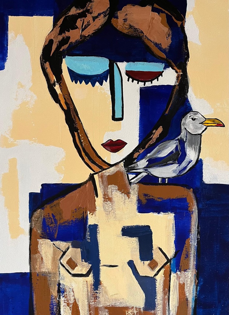 Mujer de ojos cerrados en azul, ocre y crema con una gaviota posada en el hombro.